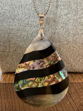 Teardrop Abalone Inlay Pendant with Black Stripes And Mother Of Pearl 18KT GP